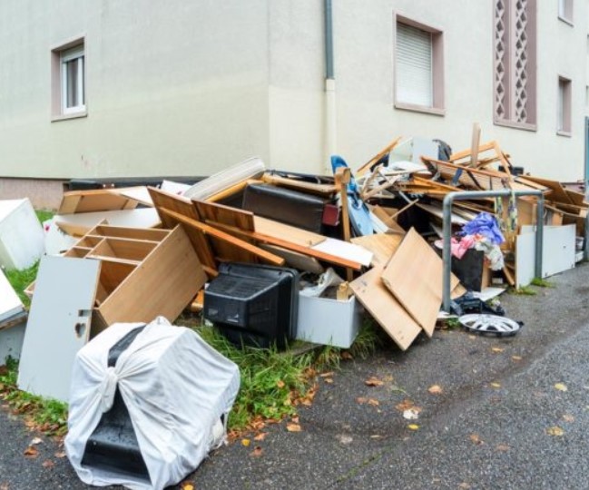 Ramassage des encombrants sauvages